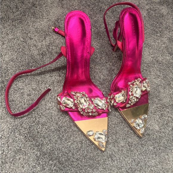 Azalea Wang Shoes - Pink diamond Azalea Wang heels